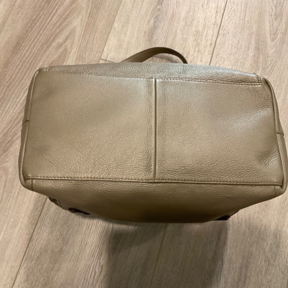 Aimee Kestenberg Tote BagCity Slicker   Charcoal/Taupe  Leather - Picture 9 of 16